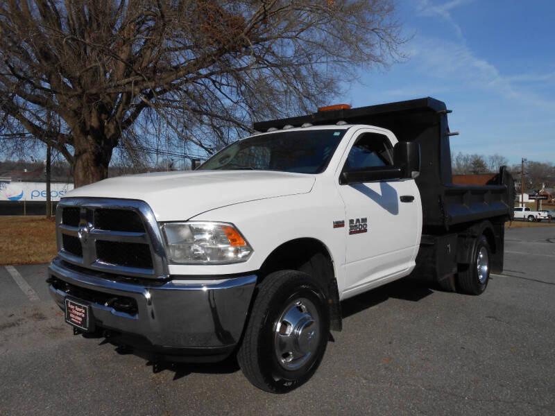 2018 RAM Ram 3500 Chassis Cab Tradesman's photo
