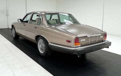 1986 Jaguar XJ-Series XJ6 Vanden Plas