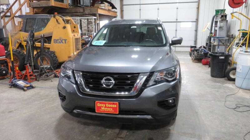 2019 Nissan Pathfinder SL