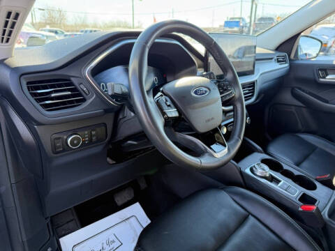 2023 Ford Escape Platinum