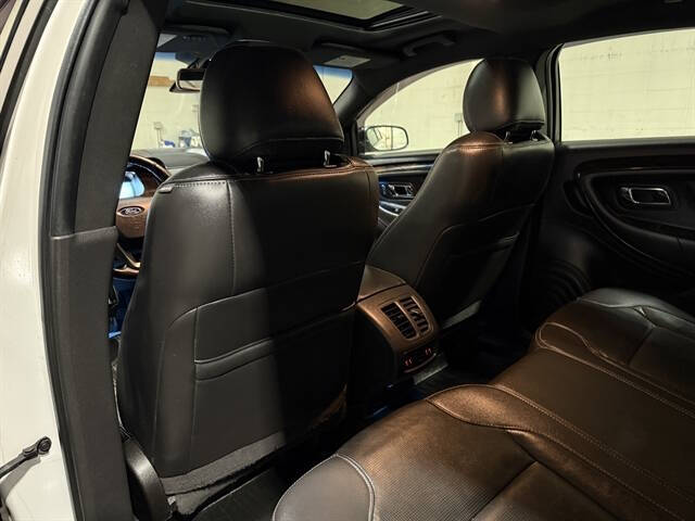 2019 Ford Taurus Limited