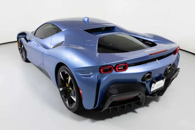 2022 Ferrari SF90 Stradale