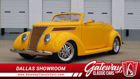 1937 Ford Cabriolet