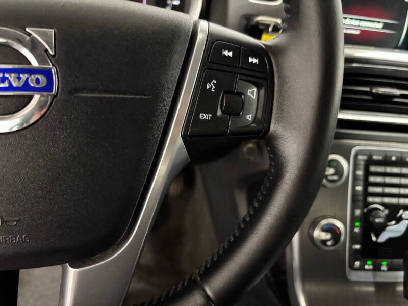 2016 Volvo S60 T5 Drive-E Premier