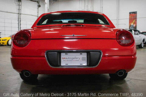 2002 Ford Thunderbird Deluxe