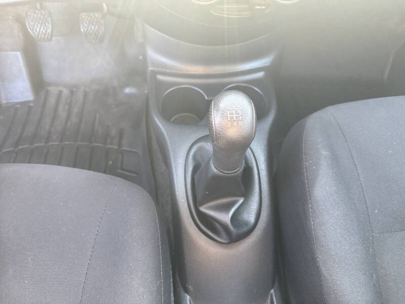 2014 Nissan Versa 1.6 S