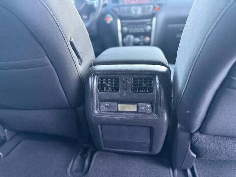 2017 Nissan Pathfinder