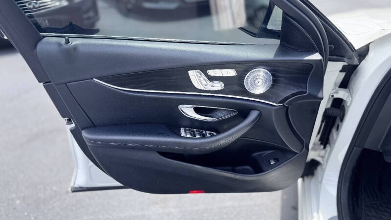 2017 Mercedes-Benz E-Class E 300