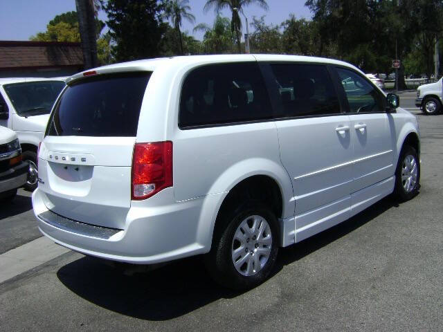 2014 Dodge Grand Caravan SE