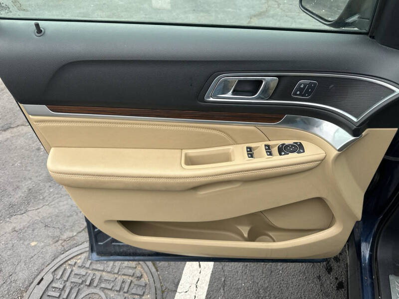 2017 Ford Explorer Limited