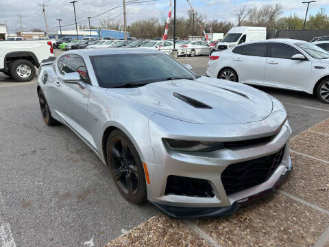 2016 Chevrolet Camaro for sale at Auto Solutions in Warr Acres OK