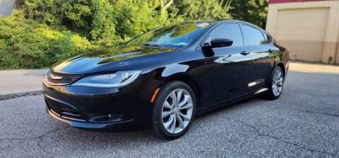 2015 Chrysler 200 for sale at Import & Truck Sales in Bloomington IN