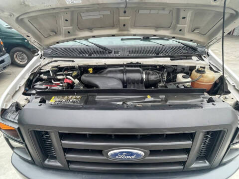 2010 Ford E-Series E-250