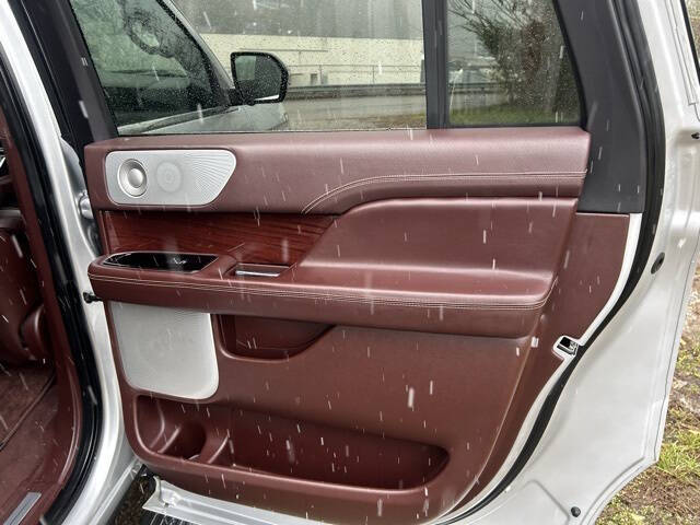 2019 Lincoln Navigator L Black Label