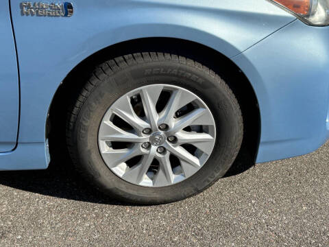 2012 Toyota Prius Plug-in Hybrid