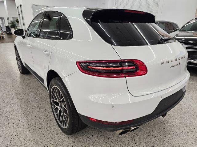 2016 Porsche Macan S