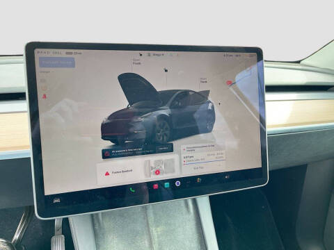 2025 Tesla Model Y Long Range