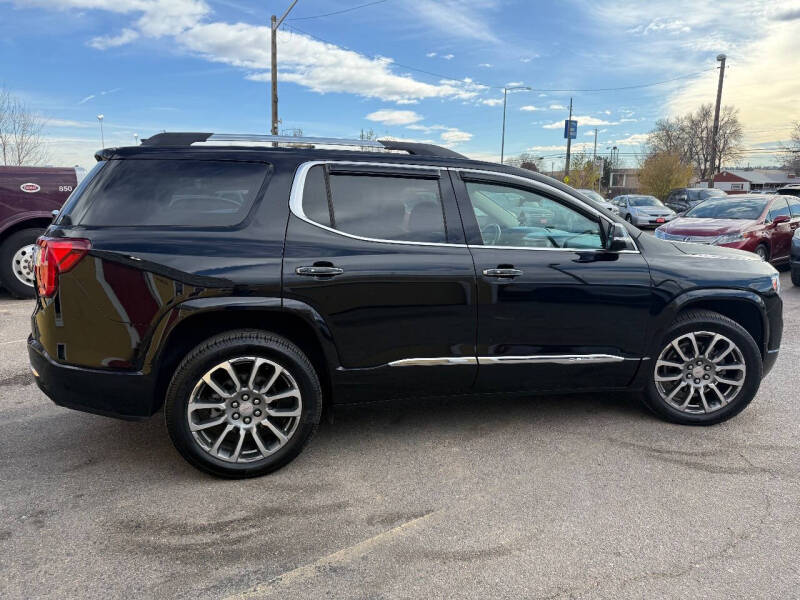 2020 GMC Acadia Denali