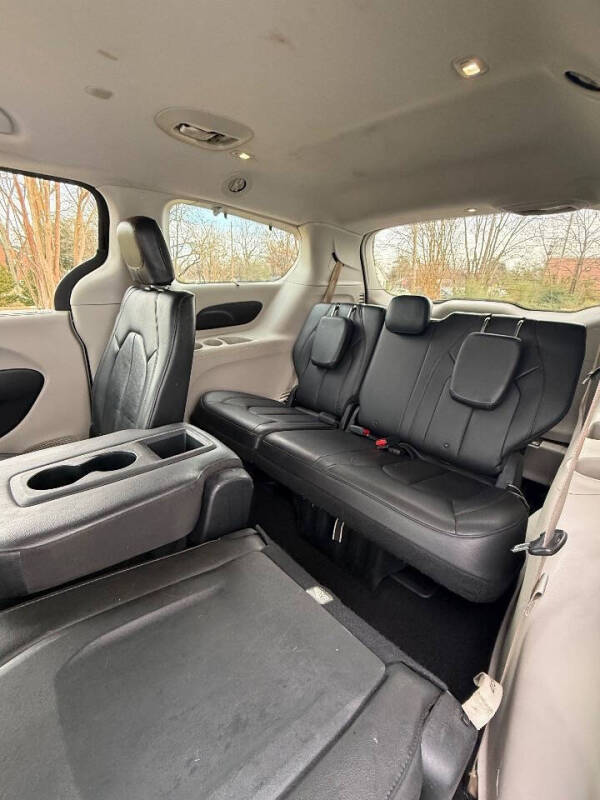 2017 Chrysler Pacifica Touring Plus