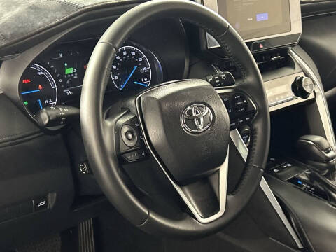 2024 Toyota Venza LE