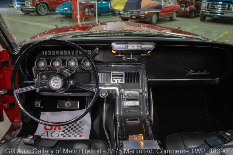 1966 Ford Thunderbird