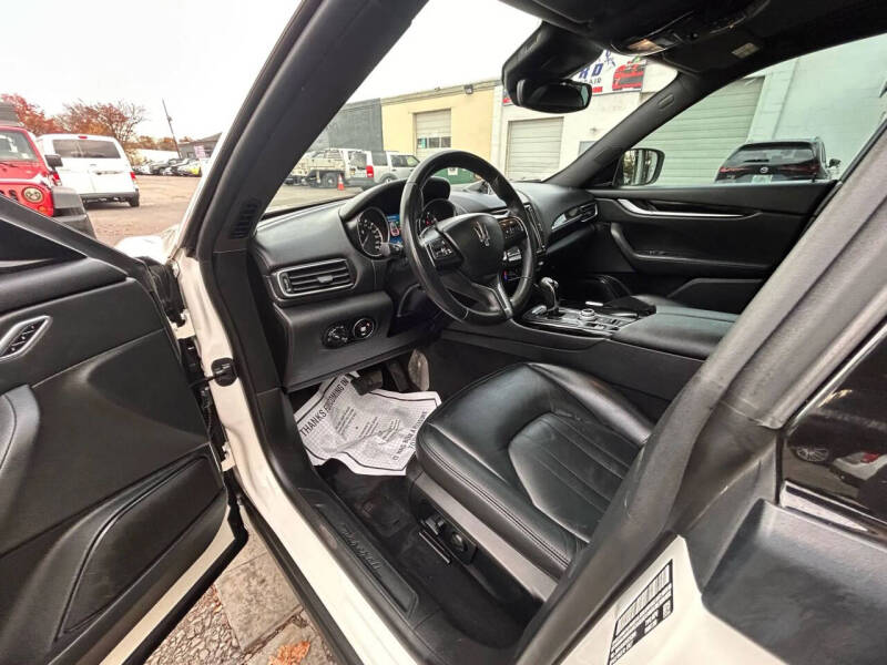 2017 Maserati Levante