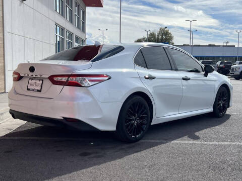 2019 Toyota Camry Hybrid XLE