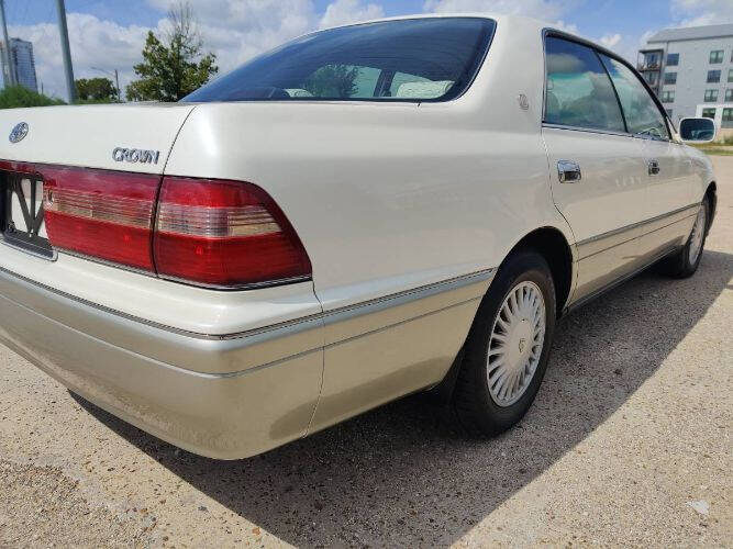 1996 Toyota Crown