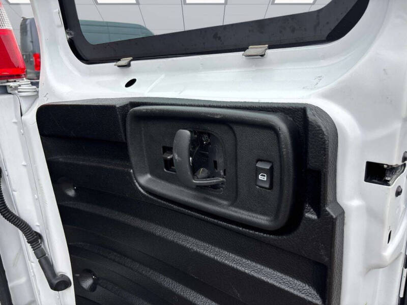 2024 Chevrolet Express 2500