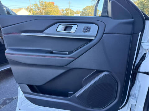 2026 Ford Explorer ST-Line