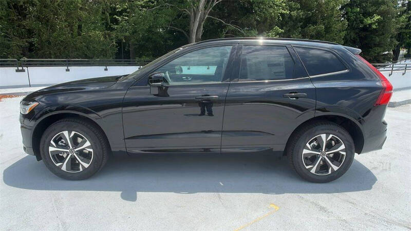2026 Volvo XC60 B5 Core