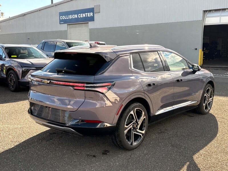 2026 Chevrolet Equinox EV LT 2