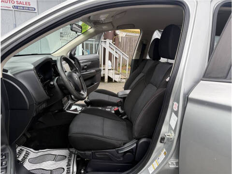 2020 Mitsubishi Outlander