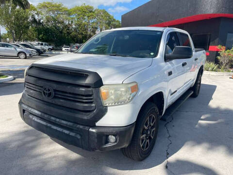 2015 Toyota Tundra SR5