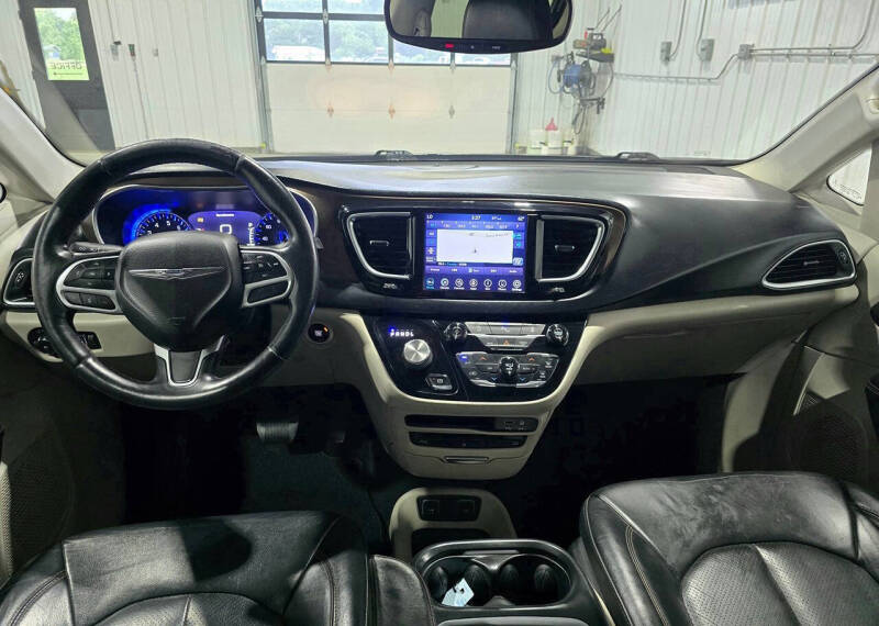 2018 Chrysler Pacifica Touring L Plus