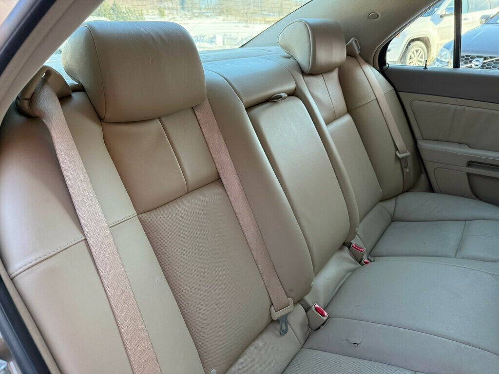2006 Cadillac STS 44