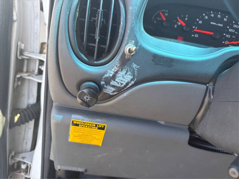 2008 Ford E-Series E-250