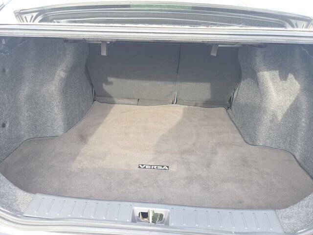 2020 Nissan Versa SV