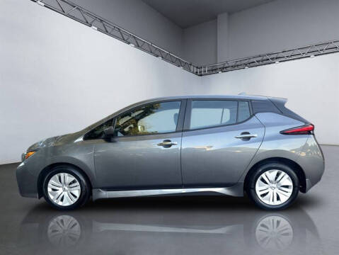 2022 Nissan LEAF S