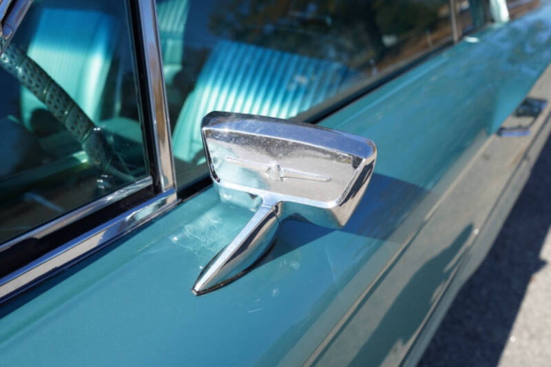 1964 Ford Thunderbird