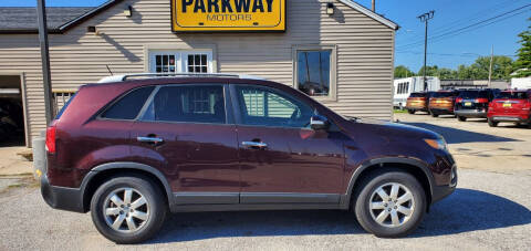2013 Kia Sorento for sale at Parkway Motors in Springfield IL