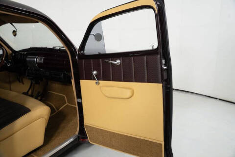 1940 Lincoln Zephyr