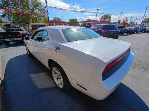 2014 Dodge Challenger SXT
