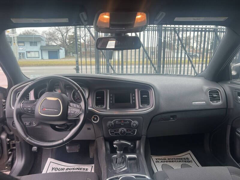 2015 Dodge Charger SE