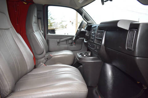 2017 Chevrolet Express 2500