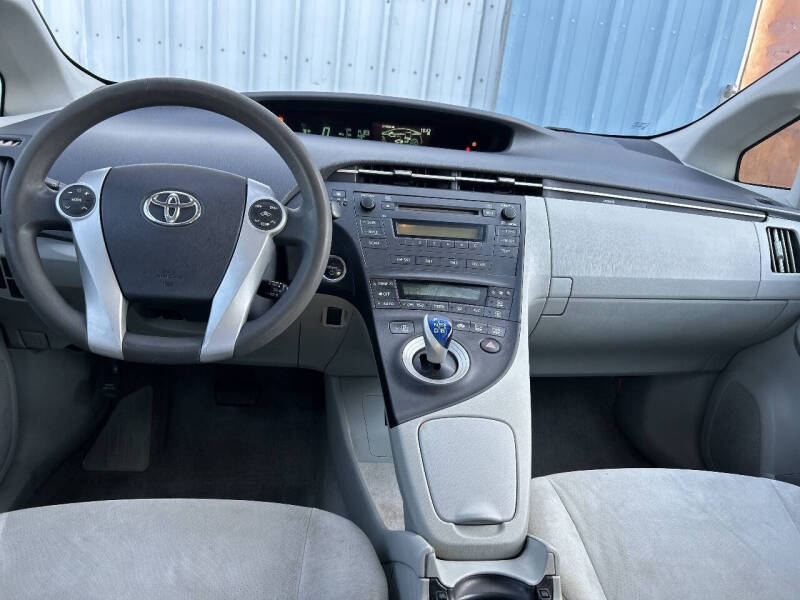 2011 Toyota Prius Two