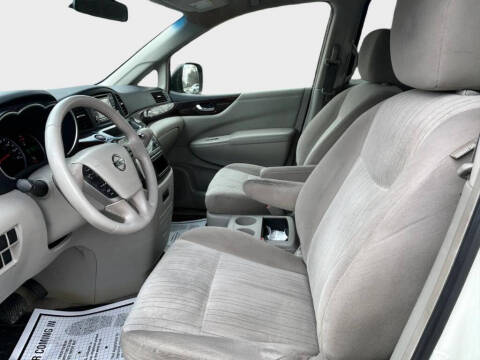 2016 Nissan Quest