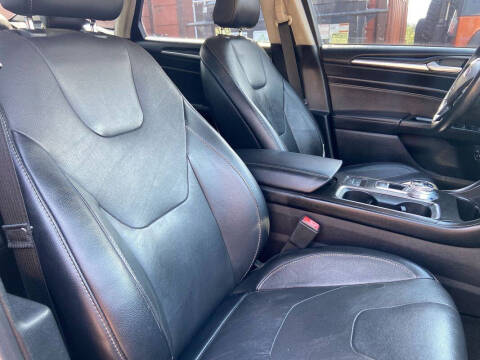 2017 Ford Fusion Energi Titanium