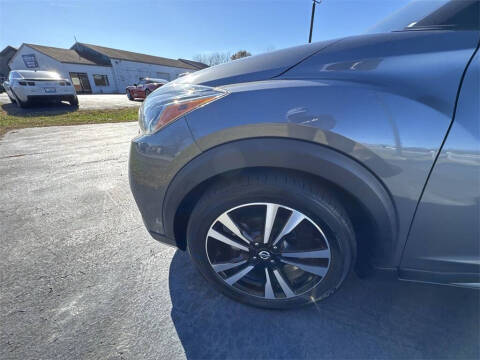 2020 Nissan Kicks SR