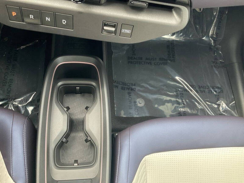 2026 Nissan LEAF Platinum+